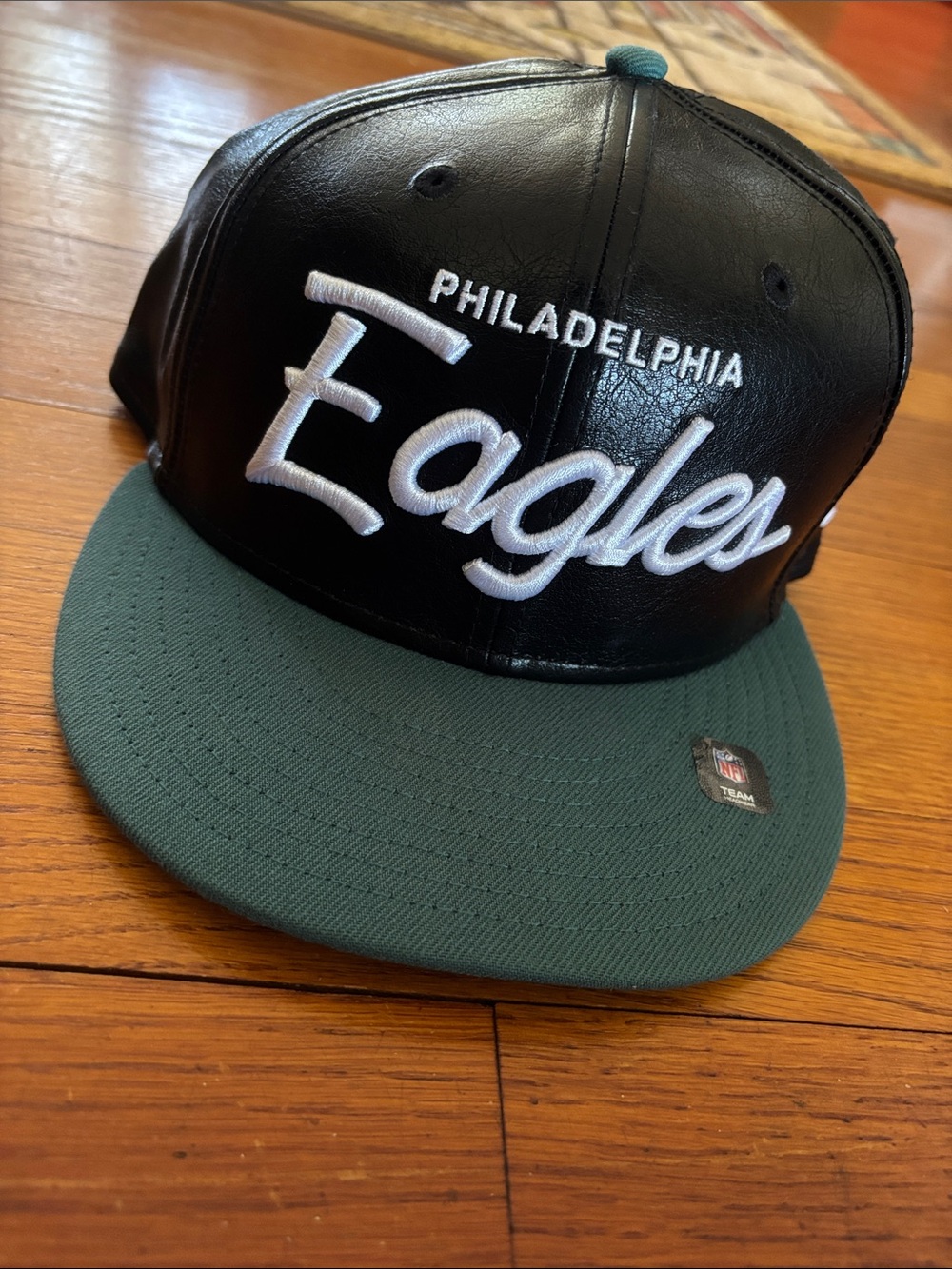 Philadelphia Eagles Leather New Era Hat!